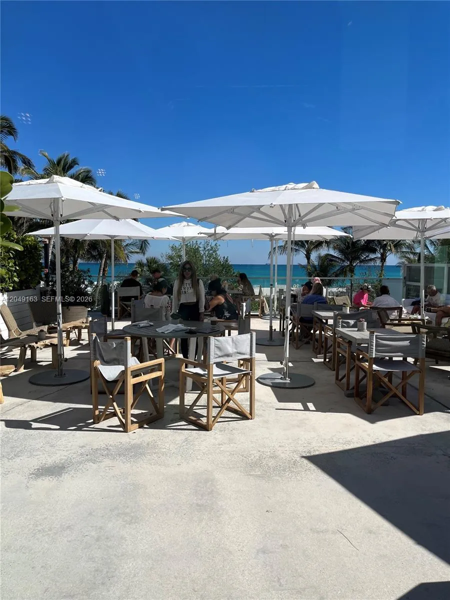 2301 Collins Ave #326 Miami Beach, FL 33139