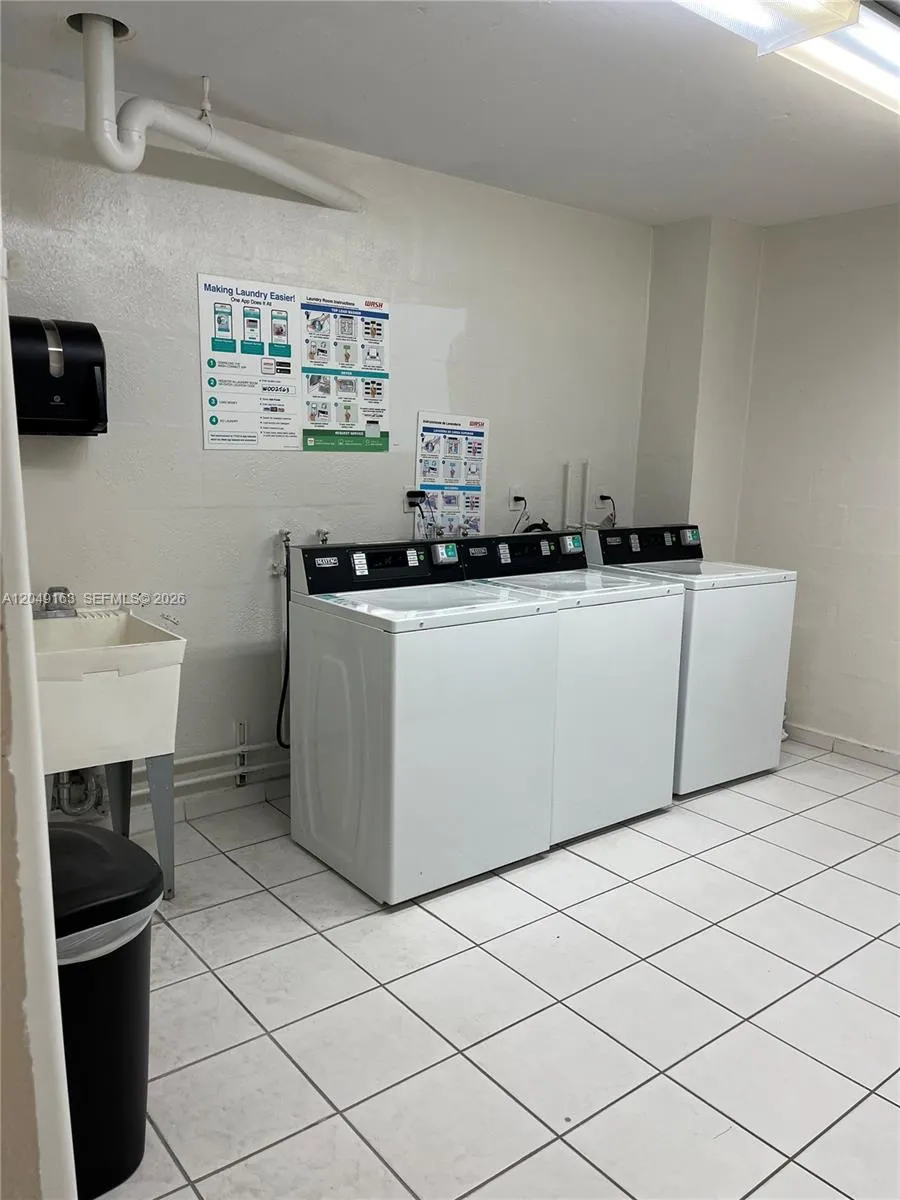 2301 Collins Ave #326 Miami Beach, FL 33139