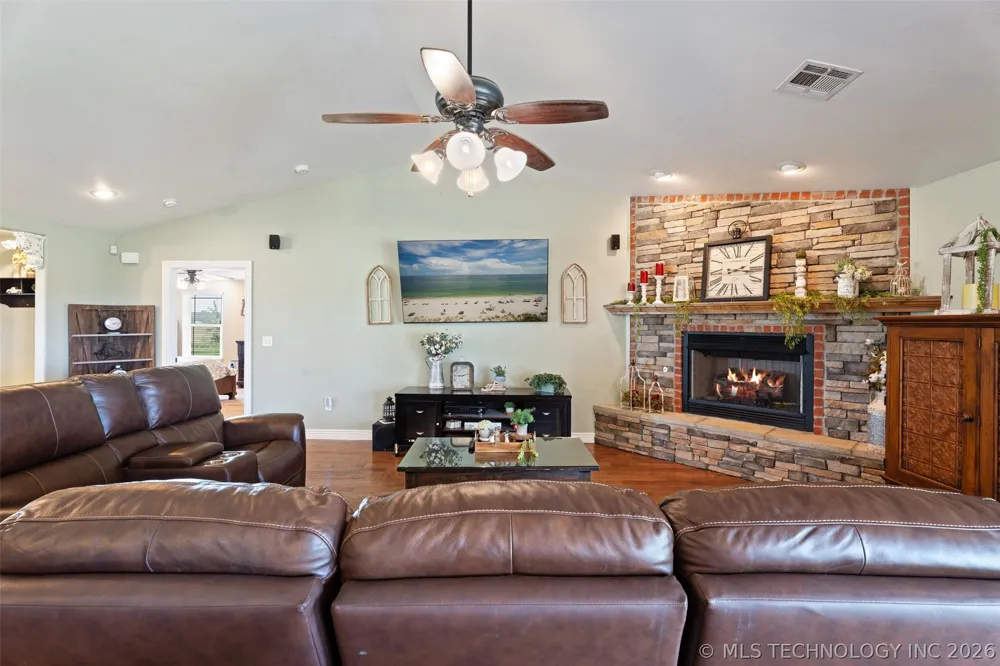 57455 E 230 ROAD Afton, OK 74331