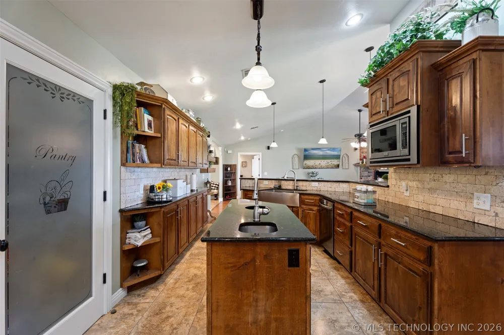 57455 E 230 ROAD Afton, OK 74331