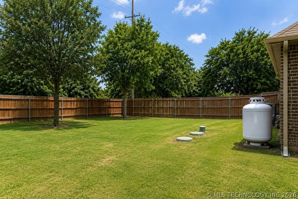30 Brothers Durant, OK 74701