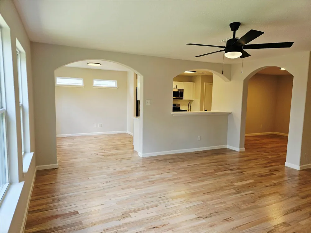 4227 Richmeadow Drive Houston, TX 77048