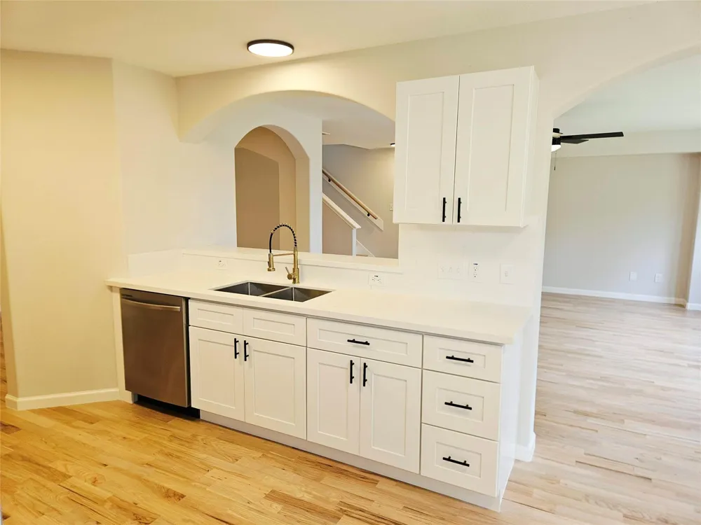 4227 Richmeadow Drive Houston, TX 77048