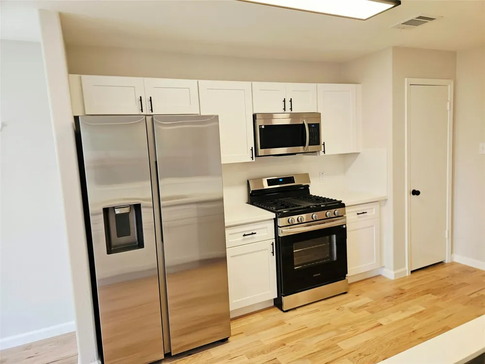 4227 Richmeadow Drive Houston, TX 77048