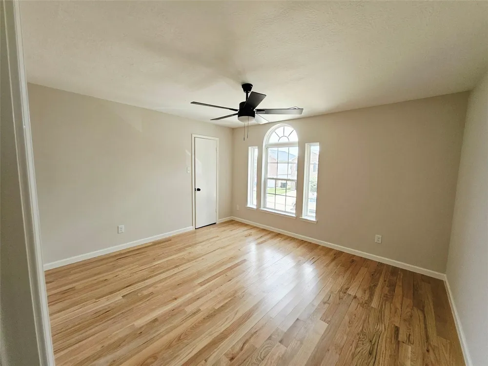 4227 Richmeadow Drive Houston, TX 77048
