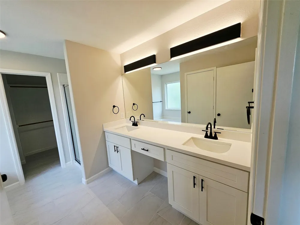 4227 Richmeadow Drive Houston, TX 77048