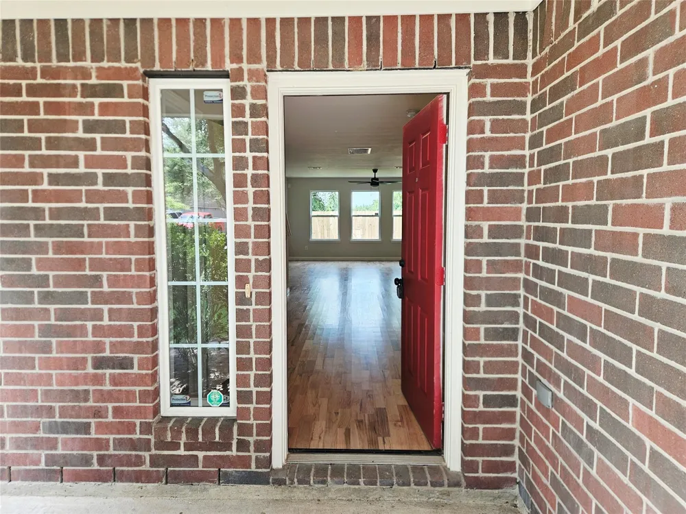 4227 Richmeadow Drive Houston, TX 77048