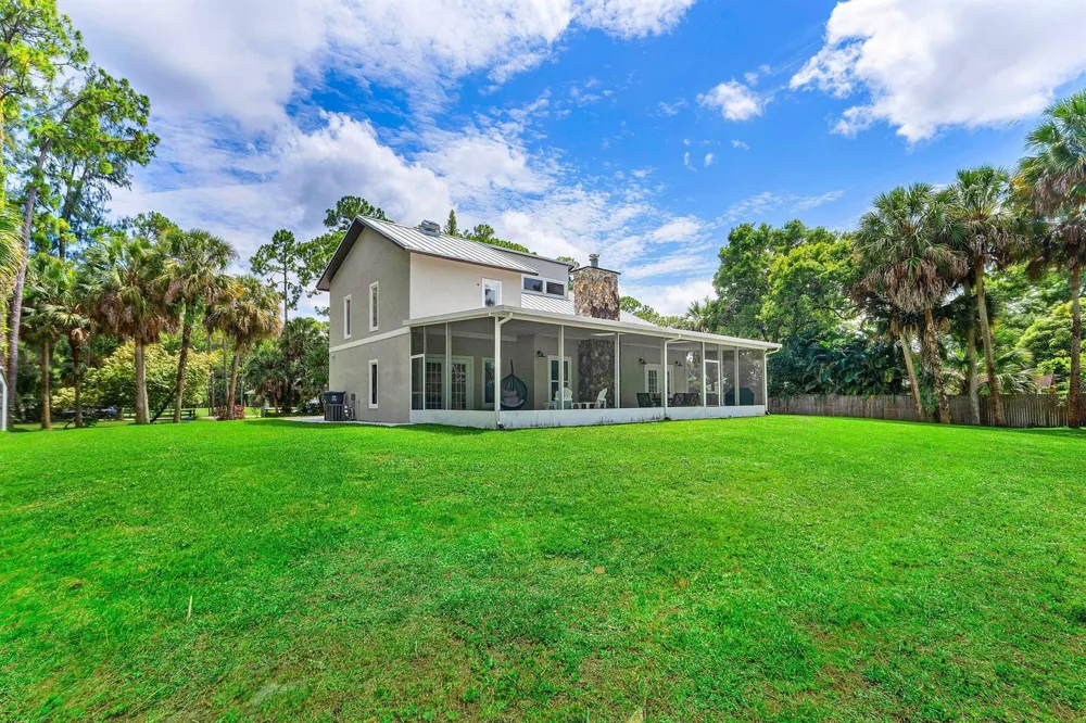 9743 169th Court Jupiter, FL 33478