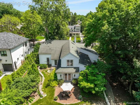 209 Chesterfield Avenue