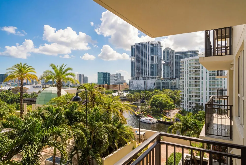 600 W Las Olas Boulevard #905s Fort Lauderdale, FL 33312