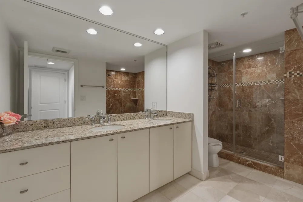 600 W Las Olas Boulevard #905s Fort Lauderdale, FL 33312