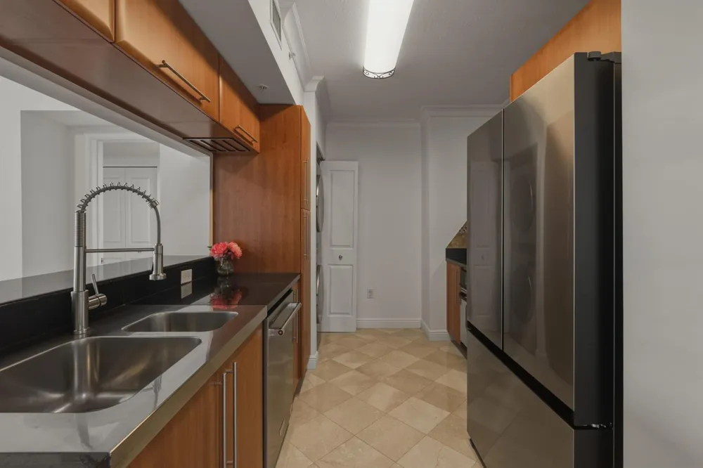 600 W Las Olas Boulevard #905s Fort Lauderdale, FL 33312