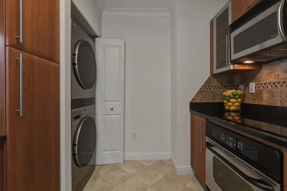 600 W Las Olas Boulevard #905s Fort Lauderdale, FL 33312