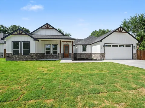 113 Dennis Drive
