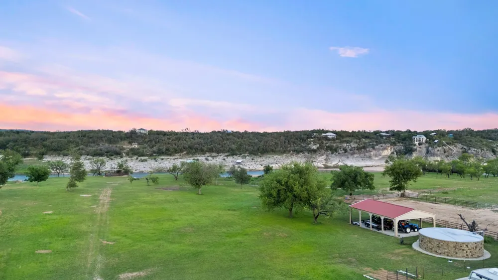 481 Chimney Cove Drive Marble Falls, TX 78654