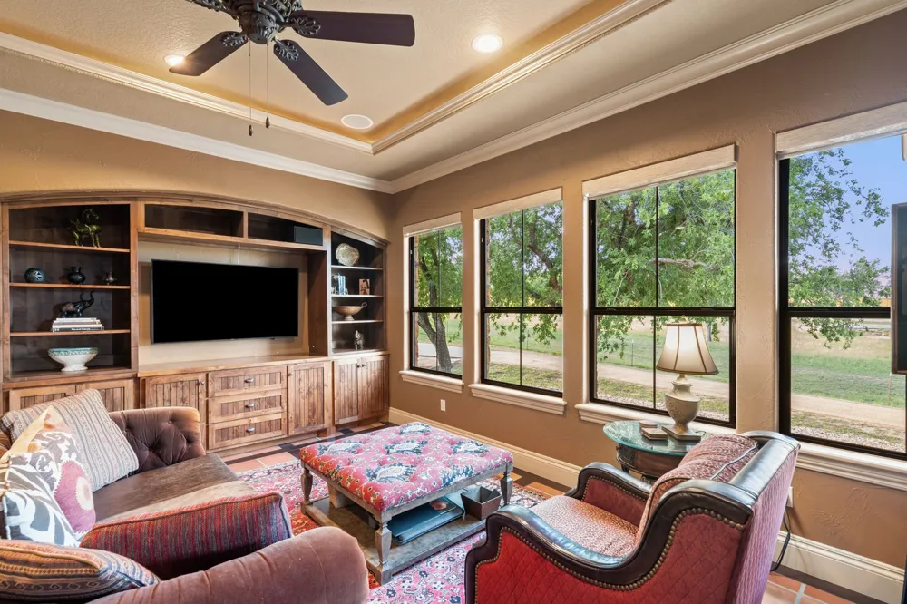 481 Chimney Cove Drive Marble Falls, TX 78654
