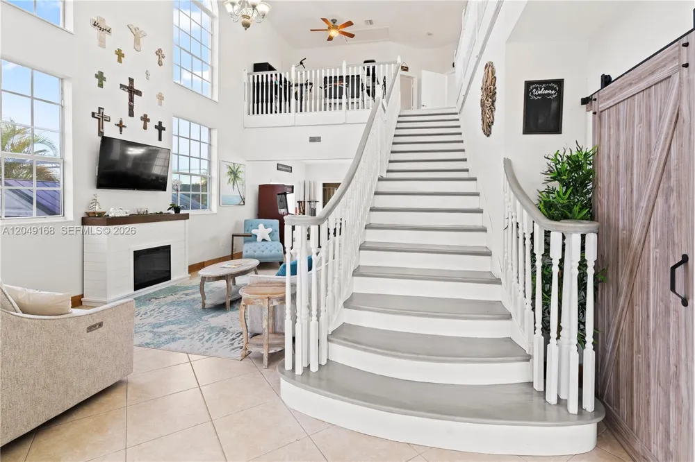 901 Dove Ave Miami Springs, FL 33166