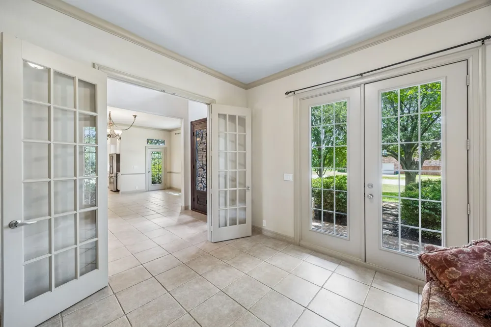 2012 Woodbine Circle Southlake, TX 76092