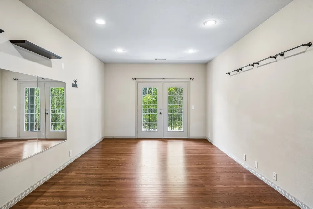 2012 Woodbine Circle Southlake, TX 76092