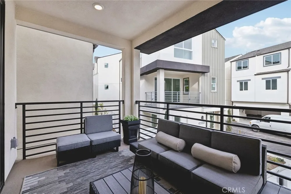1663 Coral Sea Lane San Pedro, CA 90732