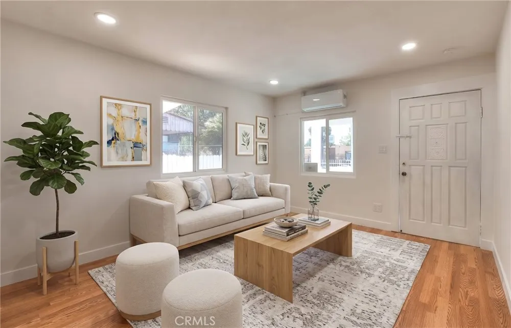 5506 Holmes Avenue Los Angeles, CA 90058