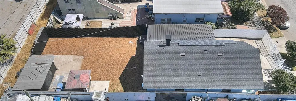 5506 Holmes Avenue Los Angeles, CA 90058