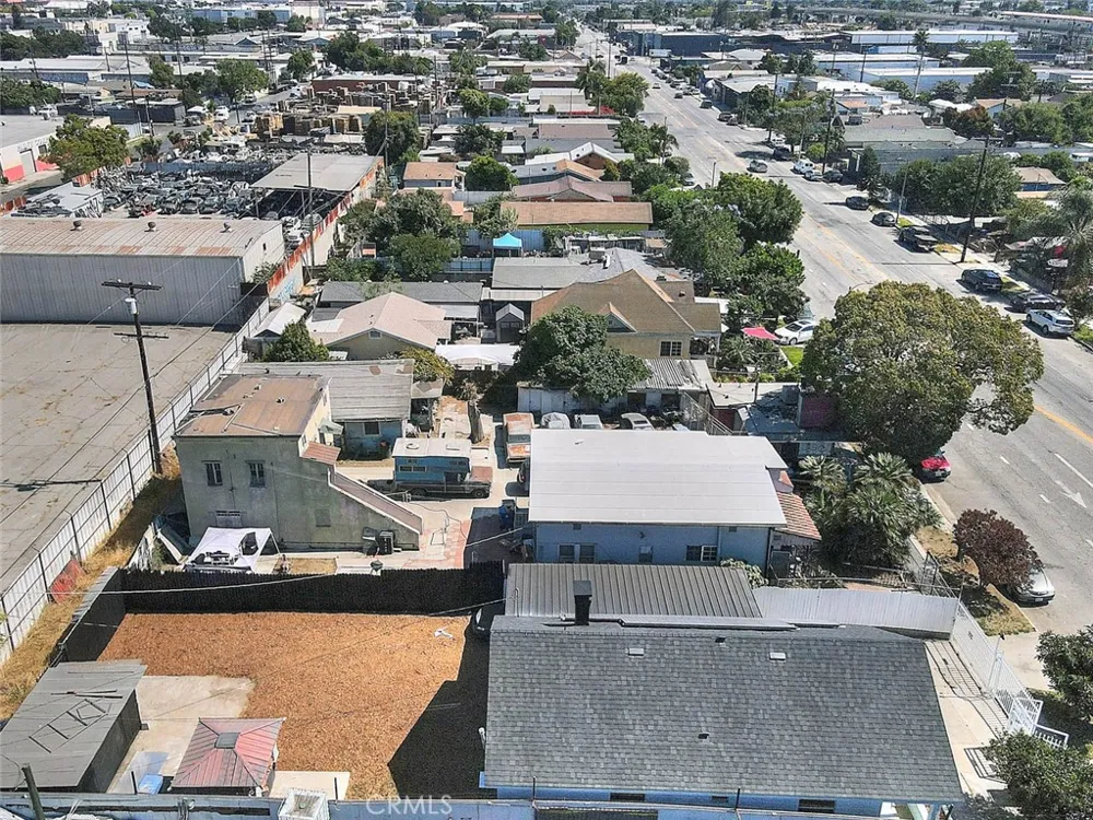 5506 Holmes Avenue Los Angeles, CA 90058