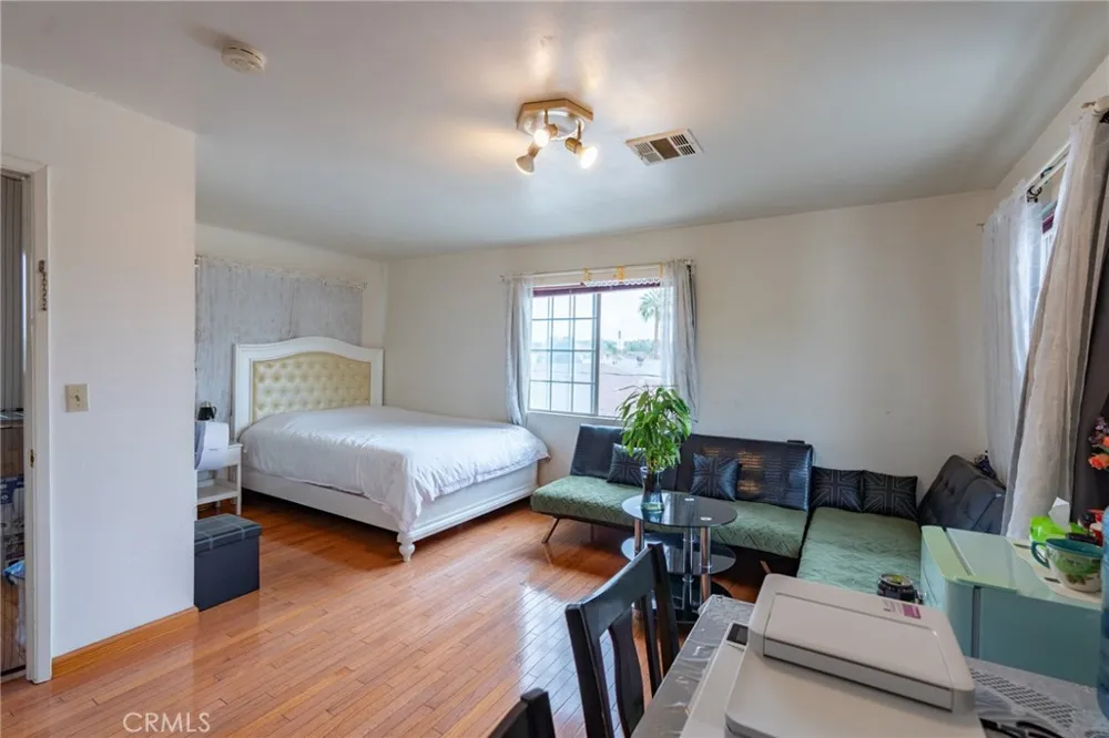 309 Mcpherrin Monterey Park, CA 91754