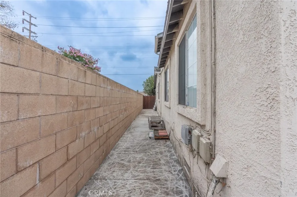 309 Mcpherrin Monterey Park, CA 91754