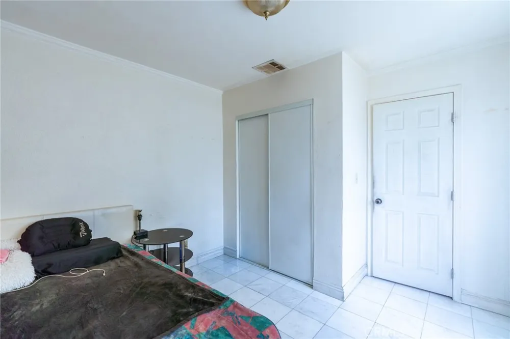 309 Mcpherrin Monterey Park, CA 91754
