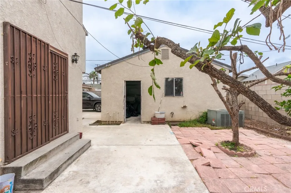 309 Mcpherrin Monterey Park, CA 91754