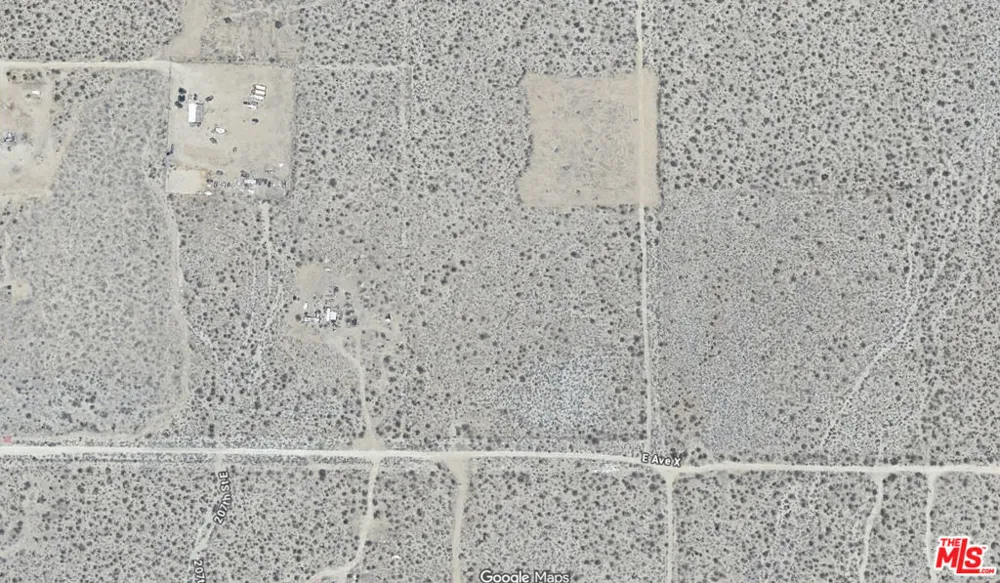 210 Avenue X Llano, CA 93544
