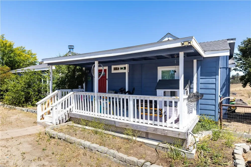 8740 Martinez Drive San Miguel, CA 93451
