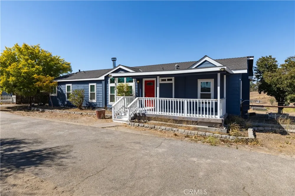 8740 Martinez Drive San Miguel, CA 93451