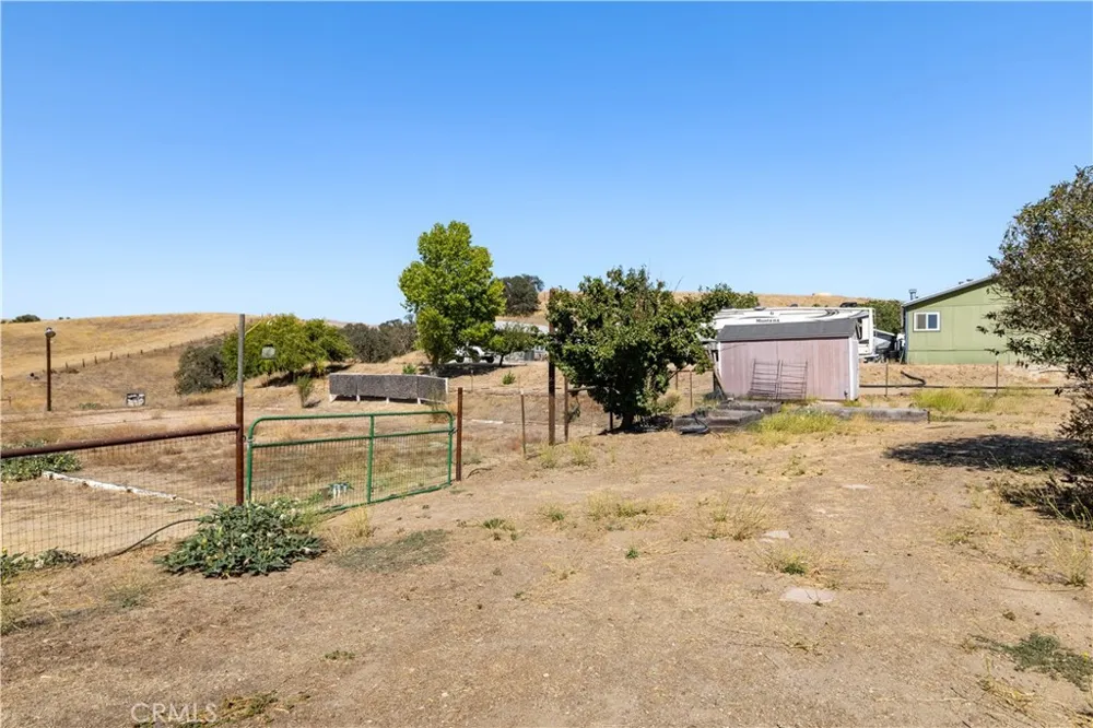 8740 Martinez Drive San Miguel, CA 93451