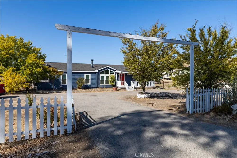 8740 Martinez Drive San Miguel, CA 93451