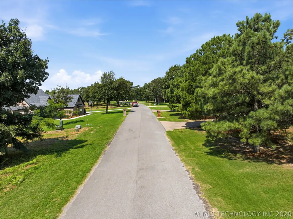 958 ROAD Vian, OK 74962