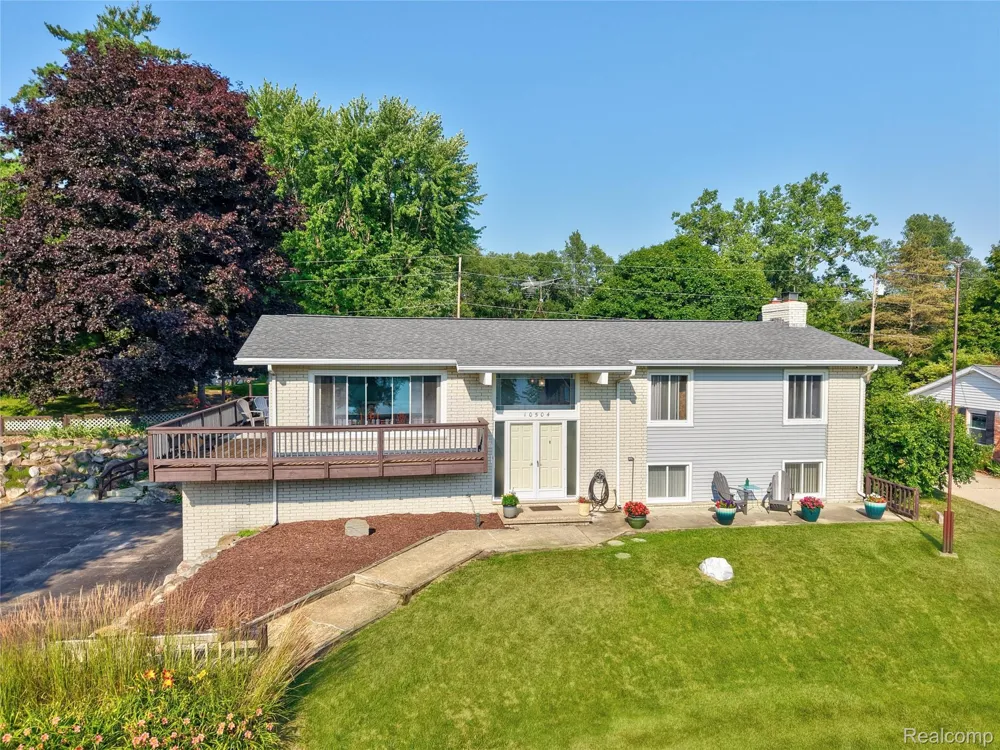10504 Tamryn Boulevard Rose Township, MI 48442