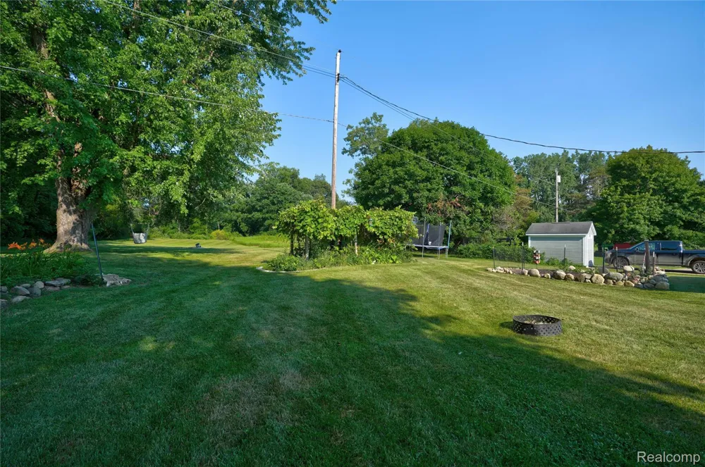 10504 Tamryn Boulevard Rose Township, MI 48442