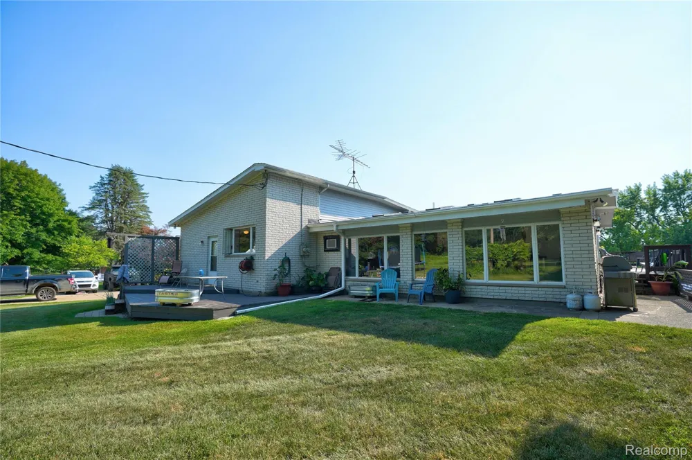 10504 Tamryn Boulevard Rose Township, MI 48442