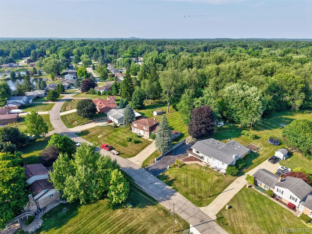 10504 Tamryn Boulevard Rose Township, MI 48442
