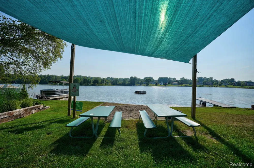 10504 Tamryn Boulevard Rose Township, MI 48442