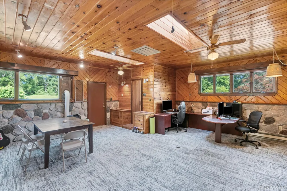 10504 Tamryn Boulevard Rose Township, MI 48442