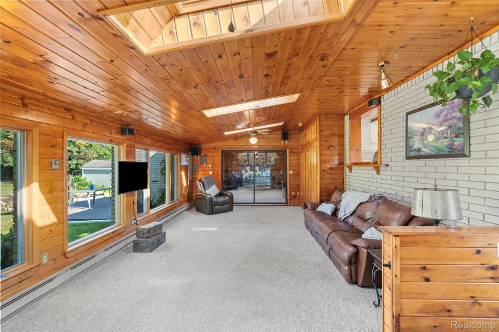 10504 Tamryn Boulevard Rose Township, MI 48442