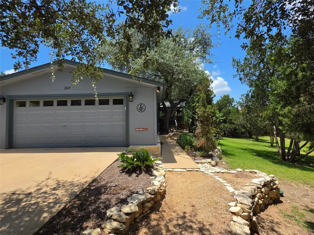2107 Tishomingo Trail Austin, TX 78734