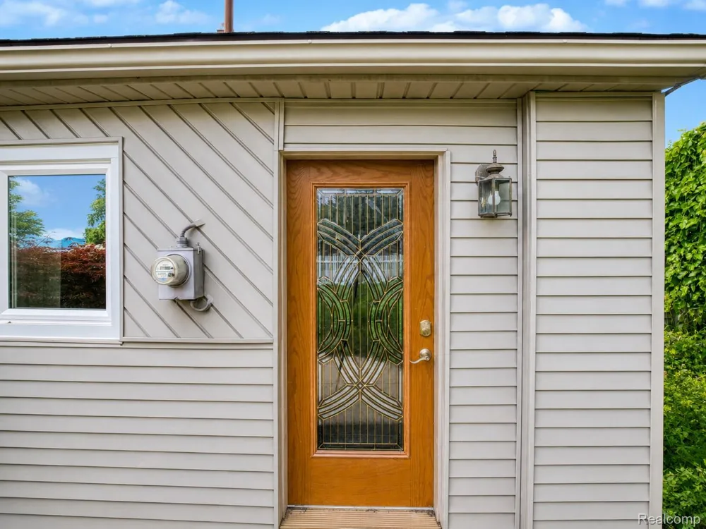 10401 Degrand Street White Lake Charter Township, MI 48386