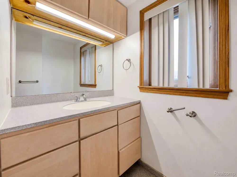 10401 Degrand Street White Lake Charter Township, MI 48386