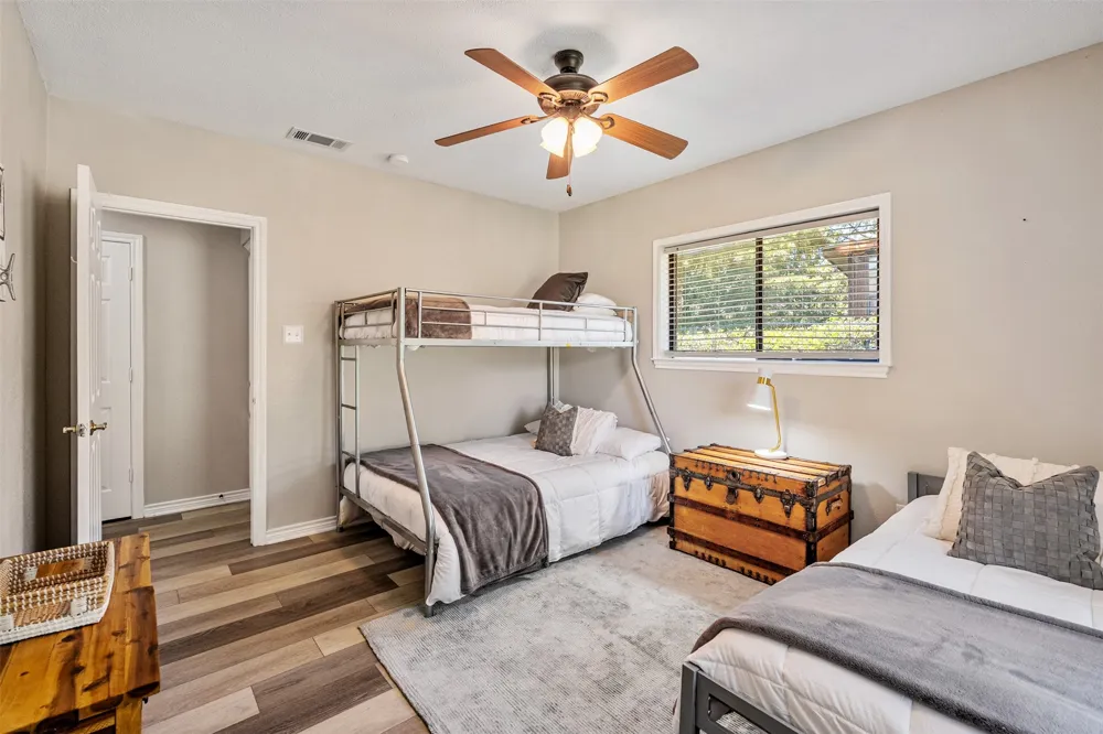 111 Hickory Creek Circle Gun Barrel City, TX 75156
