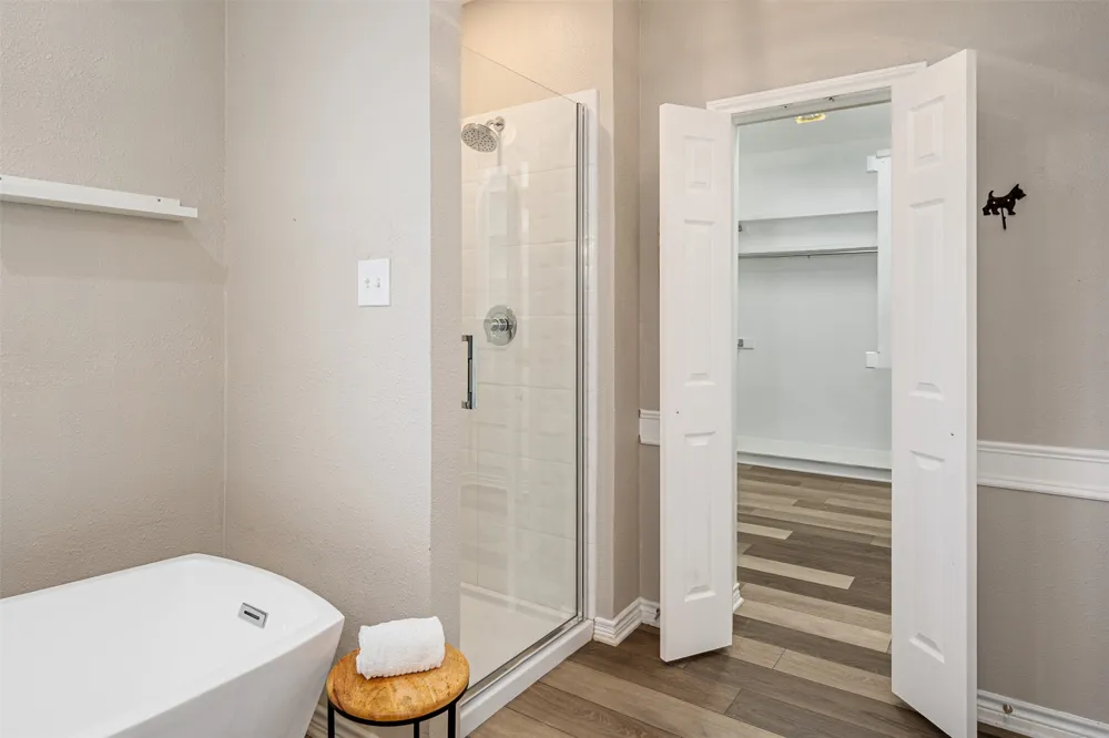 111 Hickory Creek Circle Gun Barrel City, TX 75156