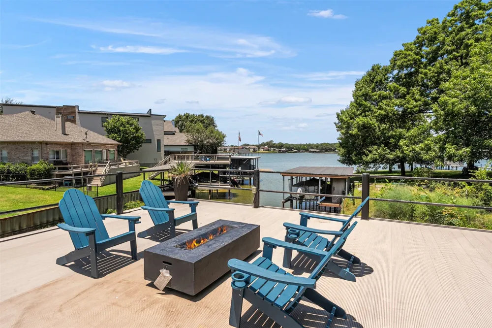 111 Hickory Creek Circle Gun Barrel City, TX 75156